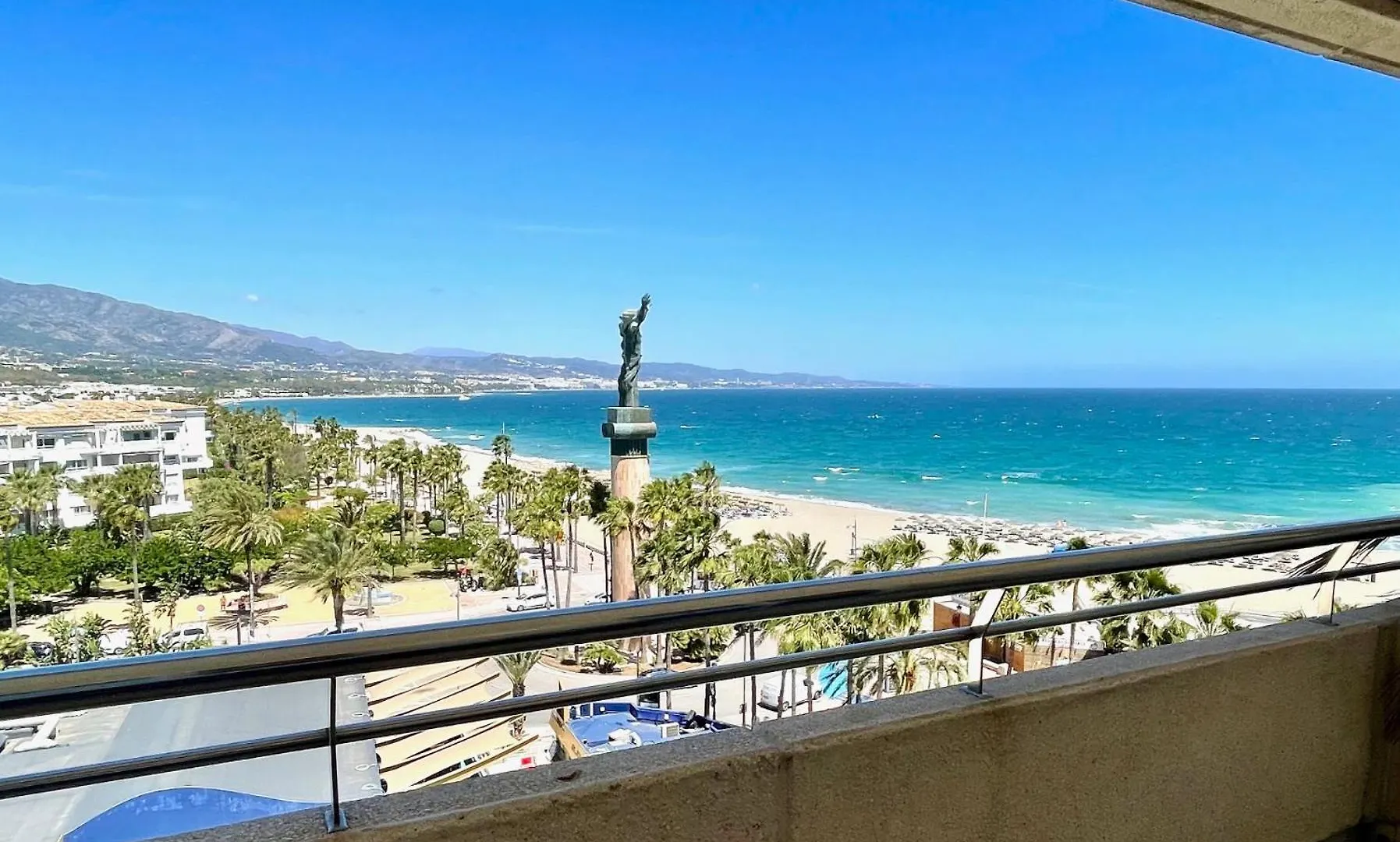 Topmarbella Marina Banus Luxury Apartment - Marbella Marina Banus Luxurious Apartment Sea Views