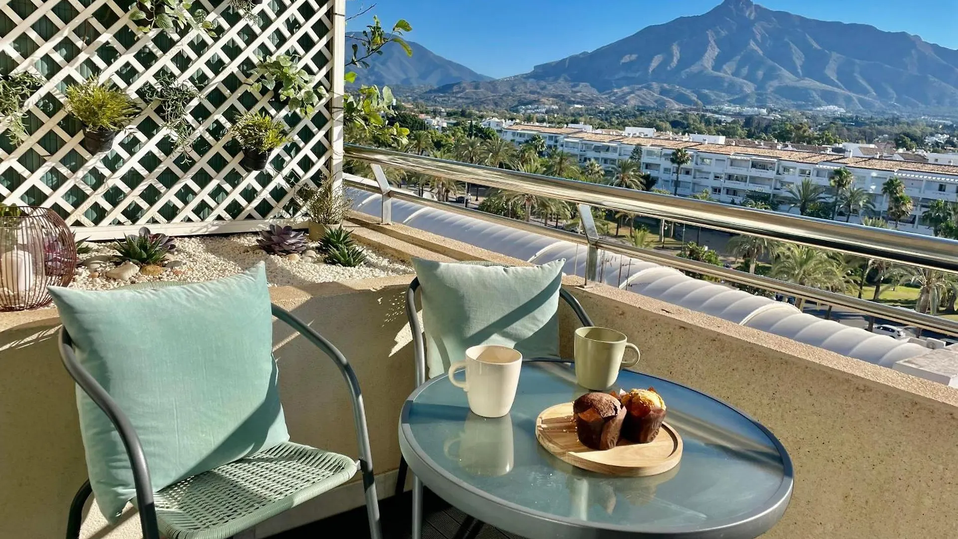 Topmarbella Marina Banus Luxury Apartment - Marbella Marina Banus Luxurious Apartment Sea Views